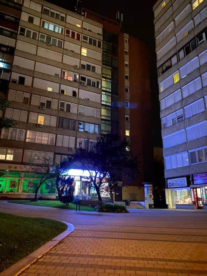 Dozsa Apartman Lägenhet Gödöllő Exteriör bild